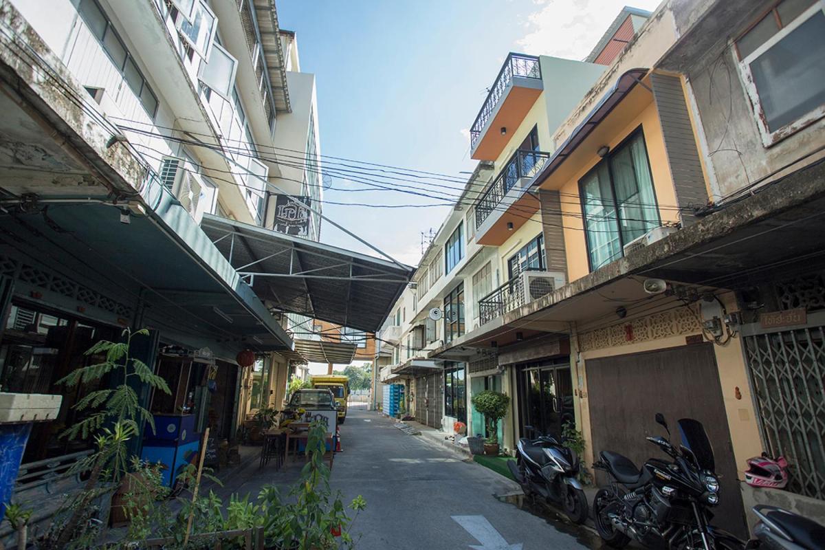 Bed and Breakfast Ghee Gelato House à Bangkok Extérieur photo